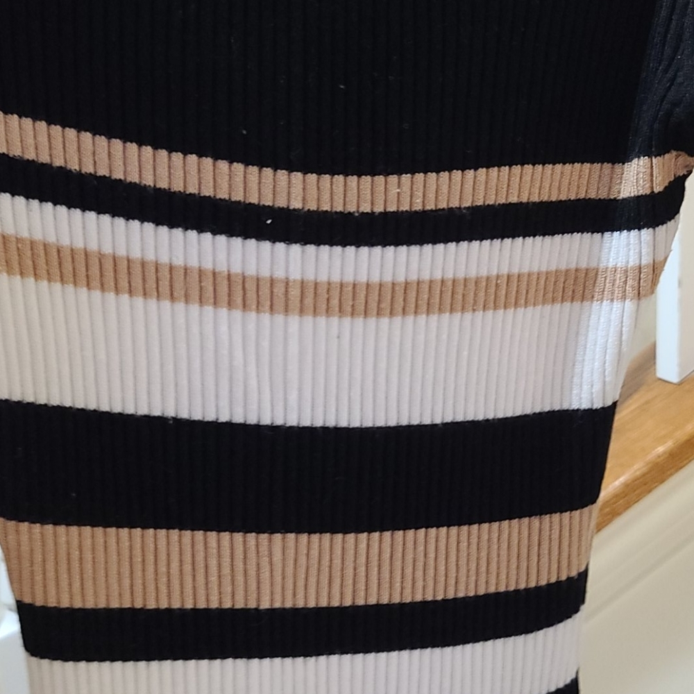 DRESS - Picture 3 of 3